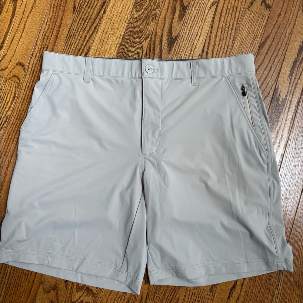 Men's Swannies golf shorts size 34- new with tags